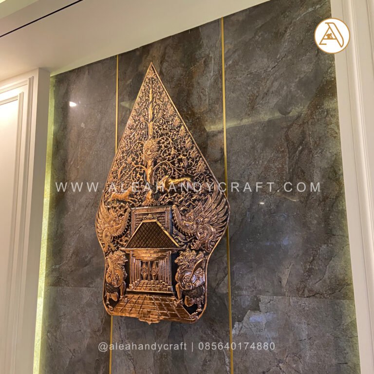Hiasan Dinding Gunungan Wayang Tembaga